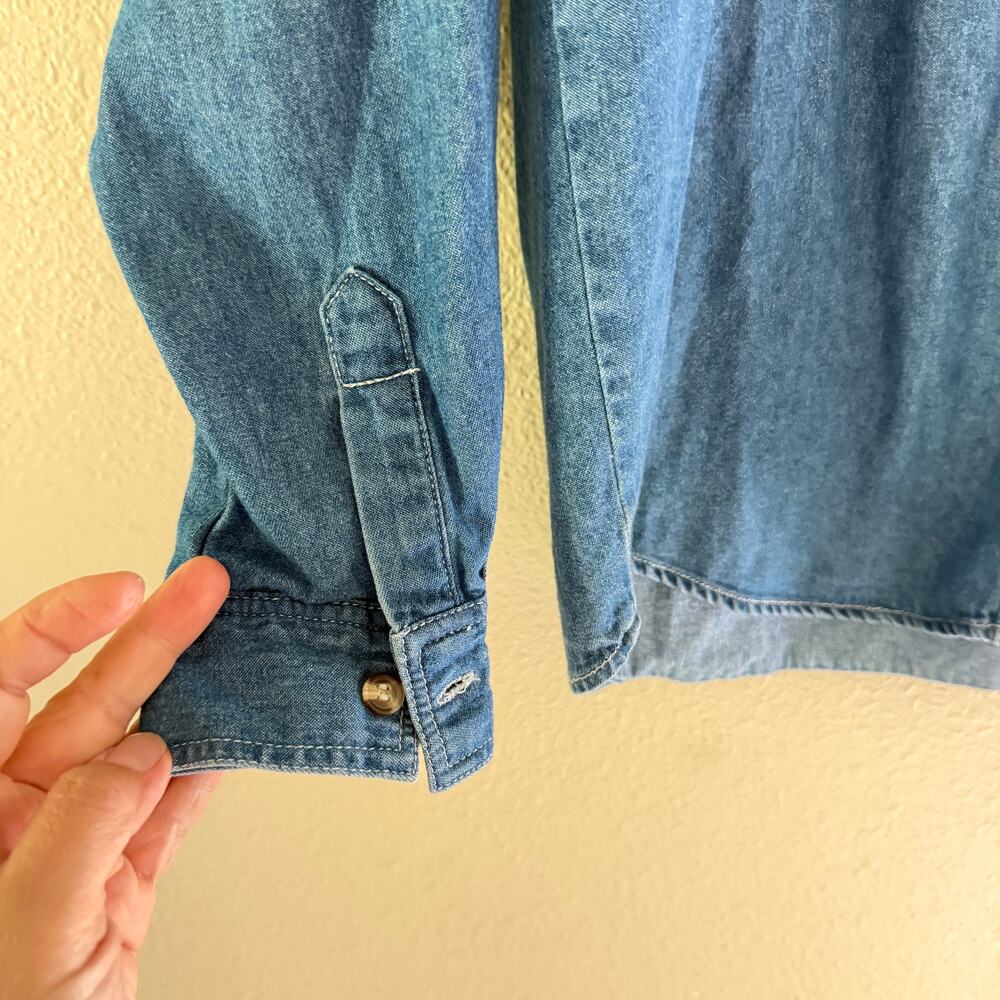 Vintage Disney denim button down shirt featuring Winnie the pooh embroidery - Picture 6 of 8
